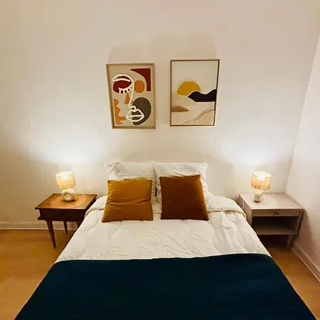 Apartment Le Saint Arnould - Vue Cathedrale, Calme & *